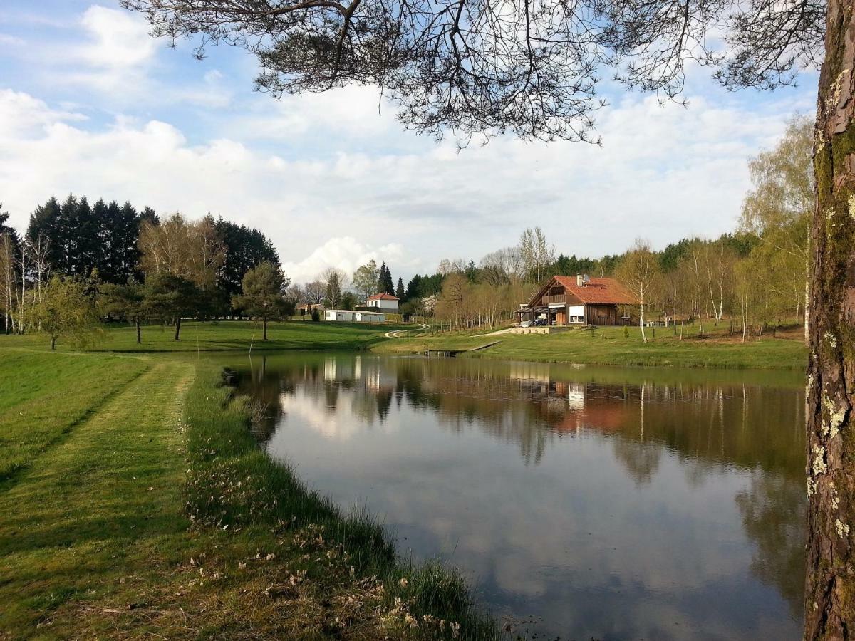 Lieux-Au-Lac Augignac Экстерьер фото